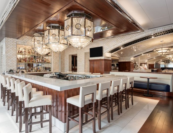 Miami's Lobster Bar Sea Grille Sets the Standard for HighEnd, Stylish