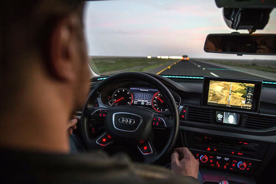 Audi Sends SelfDriving A7 Sportback Auto On 550Mile Drive to CES 2015